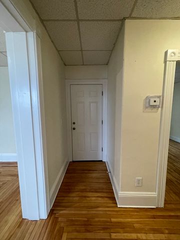 50 Whipple St 1, Worcester, MA 01607