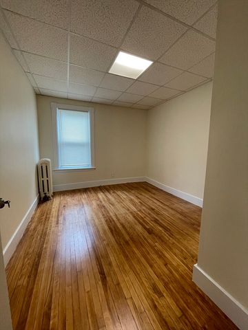 50 Whipple St 1, Worcester, MA 01607