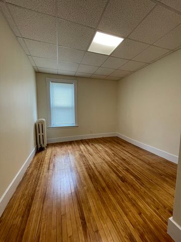 50 Whipple St 1, Worcester, MA 01607