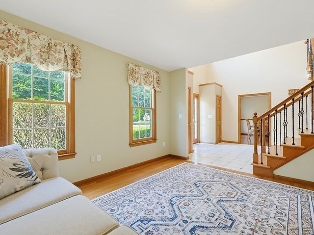 88 Andrews Rd, Marlborough, MA 01752