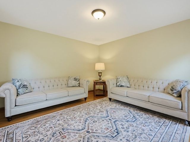 88 Andrews Rd, Marlborough, MA 01752