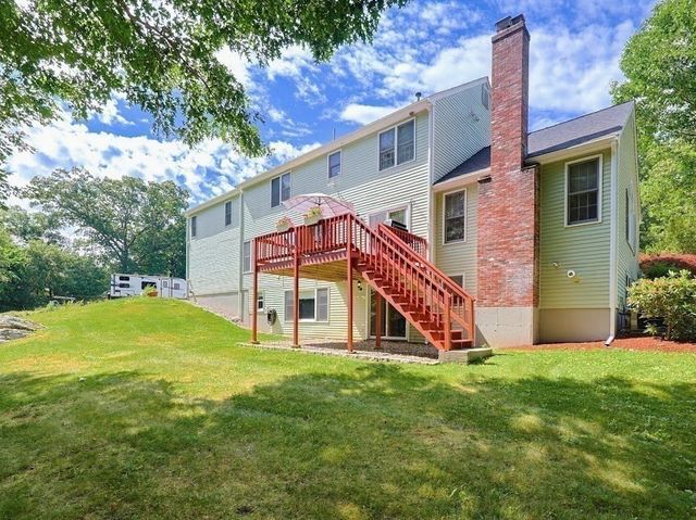 88 Andrews Rd, Marlborough, MA 01752