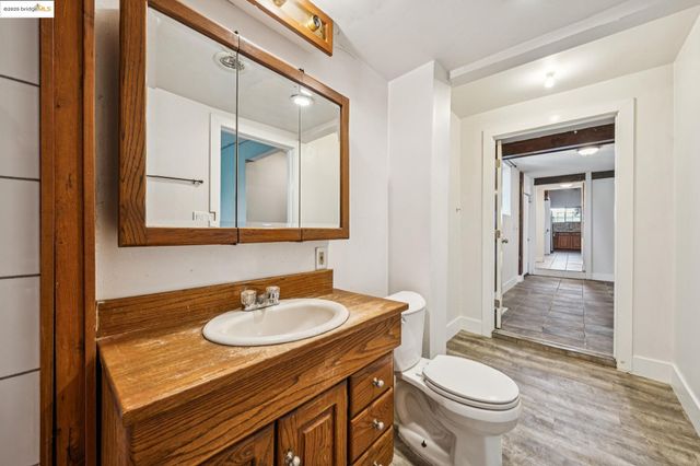 3427 Laguna Ave, Oakland, CA 94602