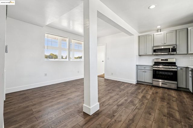 3427 Laguna Ave, Oakland, CA 94602