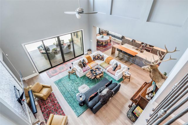 109 Bisset CT, Austin, TX 78738