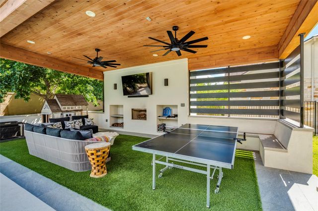 109 Bisset CT, Austin, TX 78738