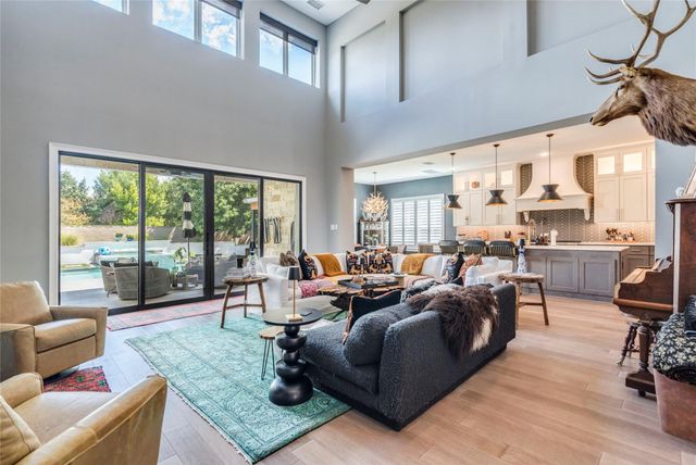 109 Bisset CT, Austin, TX 78738