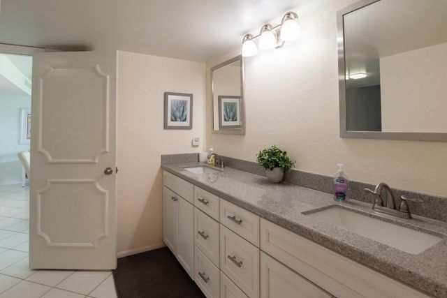 2000 PRESIDENTIAL Way 603, West Palm Beach, FL 33401