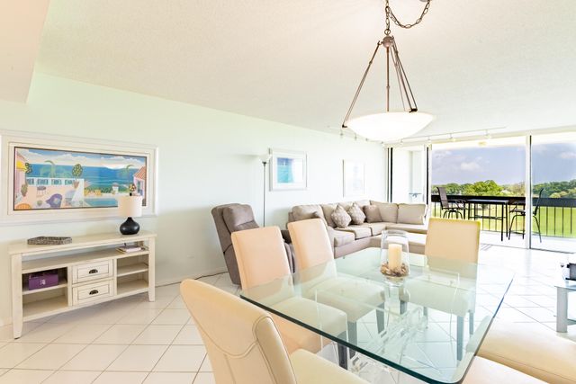 2000 PRESIDENTIAL Way 603, West Palm Beach, FL 33401