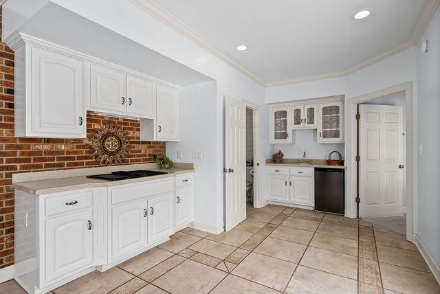 643 Cornwall Rd, Clarksville, TN 37043