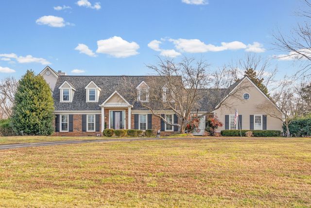 643 Cornwall Rd, Clarksville, TN 37043