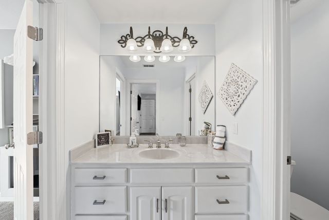 643 Cornwall Rd, Clarksville, TN 37043