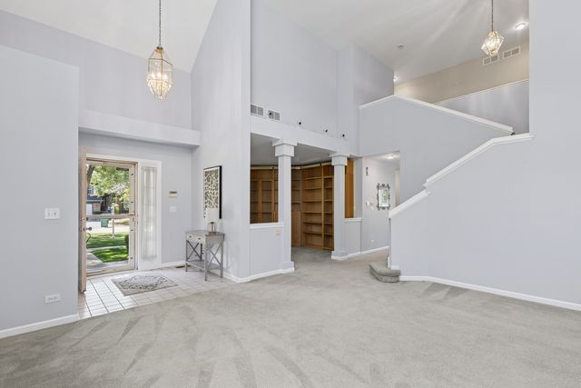 396 Fairfax Lane, Grayslake, IL 60030