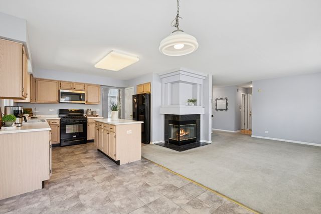 396 Fairfax Lane, Grayslake, IL 60030