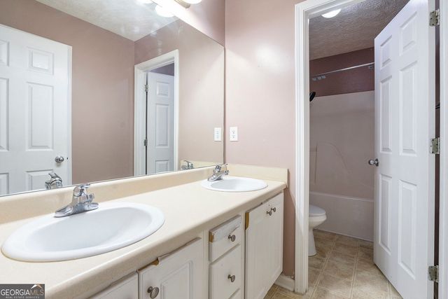 1359 River Club Drive NE, Conyers, GA 30012