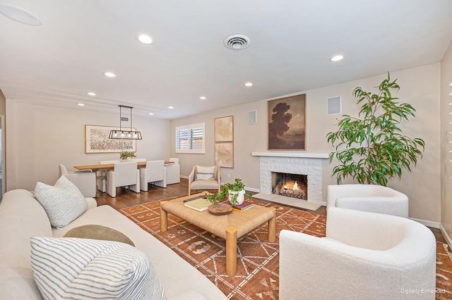 5263 Heritage Dr, Carmichael, CA 95608