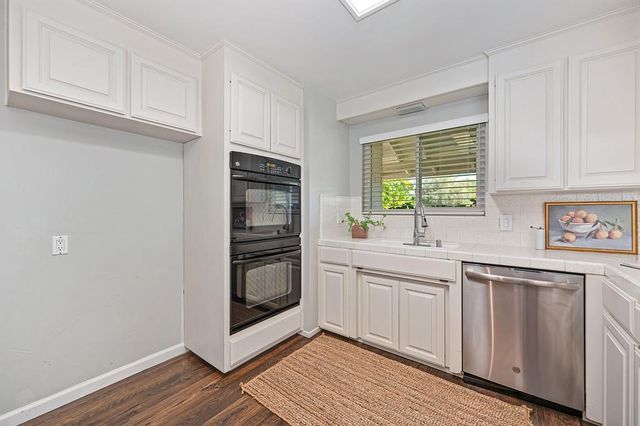5263 Heritage Dr, Carmichael, CA 95608