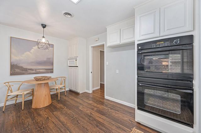 5263 Heritage Dr, Carmichael, CA 95608