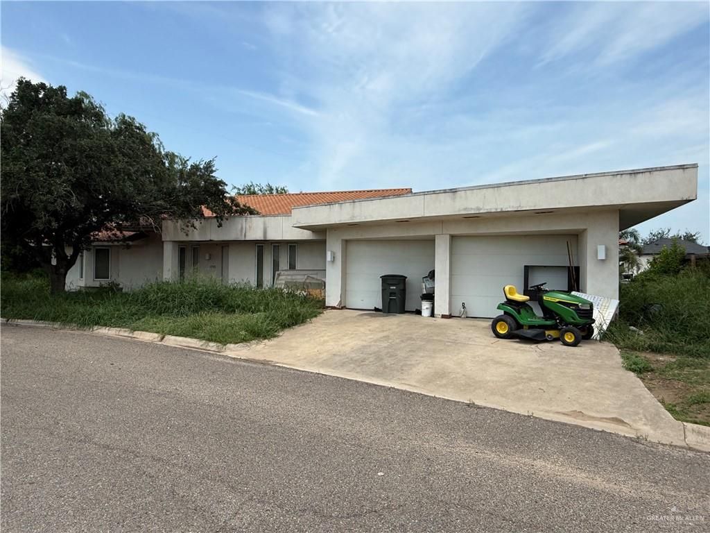 1715 River Bend Drive, Mission, TX 78572