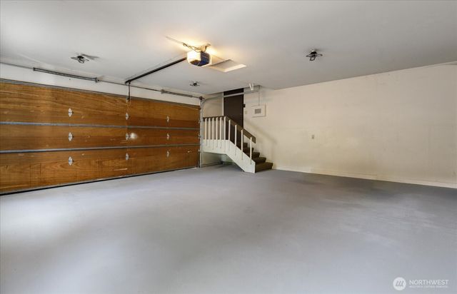 1818 Seaview Avenue, Coupeville, WA 98239