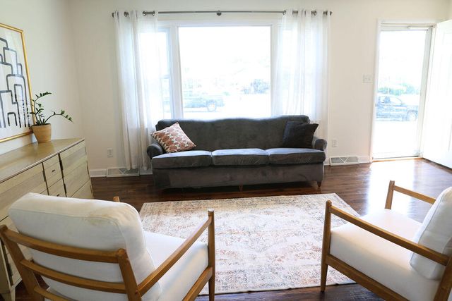 9370 Roosevelt Place, Crown Point, IN 46307