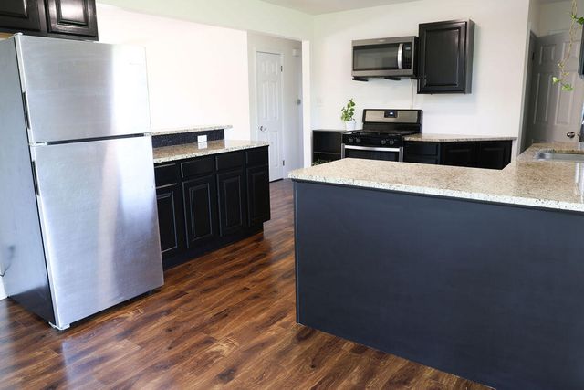 9370 Roosevelt Place, Crown Point, IN 46307
