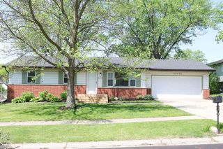 9370 Roosevelt Place, Crown Point, IN 46307