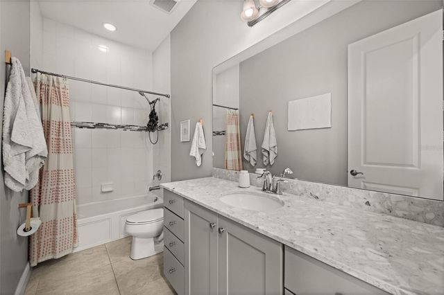 10661 ESSEX SQUARE BOULEVARD, Fort Myers, FL 33913