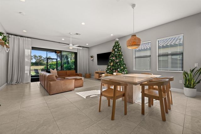 10661 ESSEX SQUARE BOULEVARD, Fort Myers, FL 33913