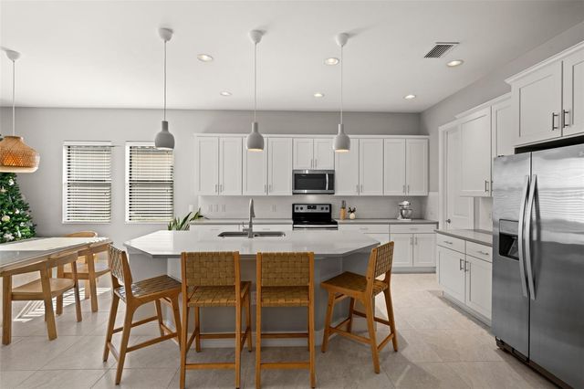 10661 ESSEX SQUARE BOULEVARD, Fort Myers, FL 33913