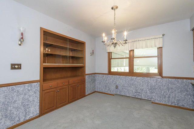 1330 Christopher COURT, Oconomowoc, WI 53066