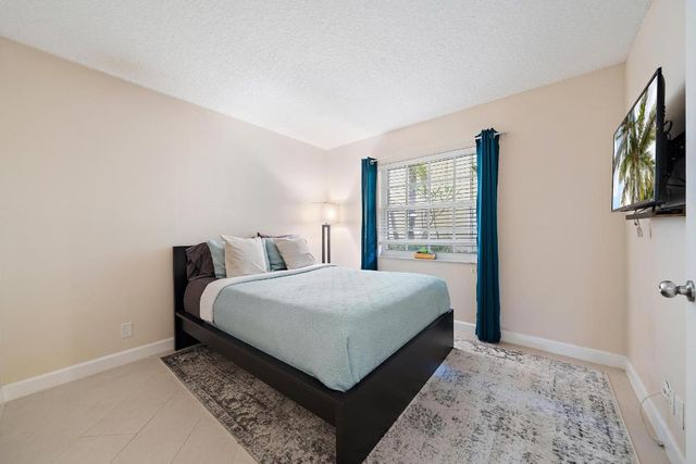 1015 Lake Shore Drive 102, Lake Park, FL 33403