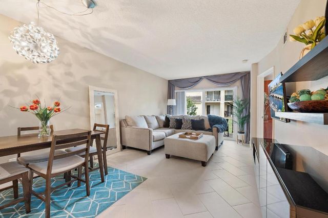 1015 Lake Shore Drive 102, Lake Park, FL 33403