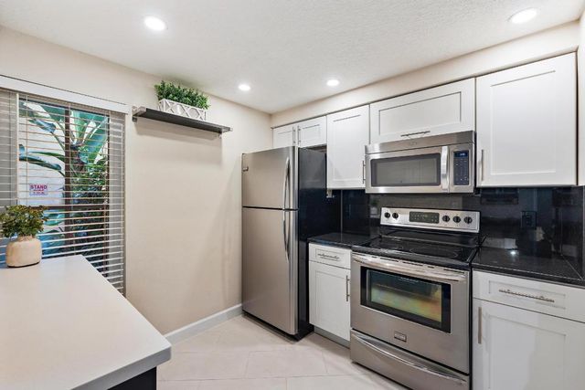 1015 Lake Shore Drive 102, Lake Park, FL 33403