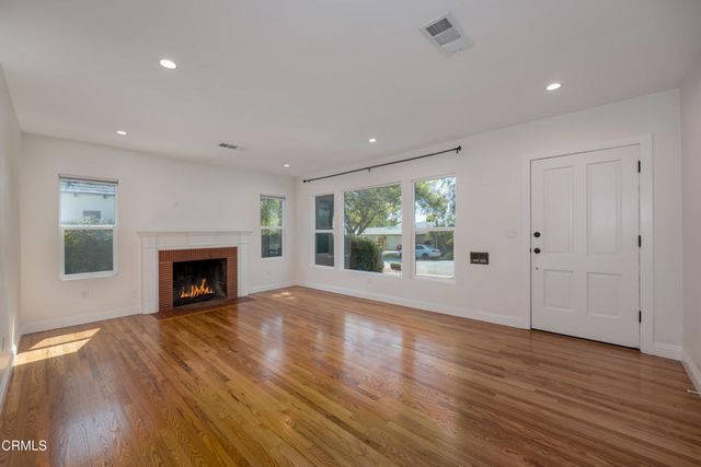 2065 Casa Grande, Pasadena, CA 91104