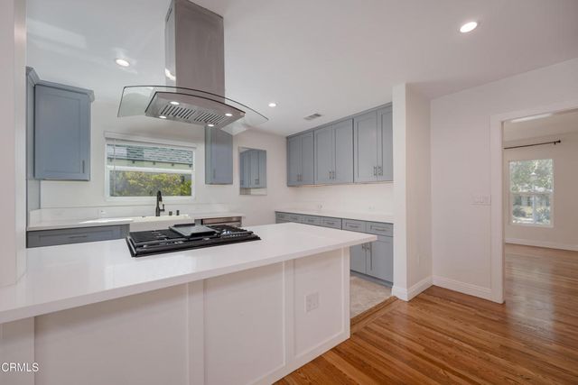 2065 Casa Grande, Pasadena, CA 91104