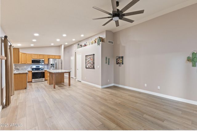 1142 W SPARROW Drive, Chandler, AZ 85286