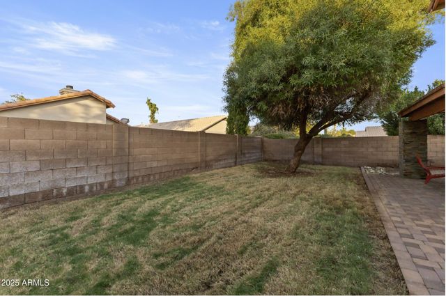 1142 W SPARROW Drive, Chandler, AZ 85286