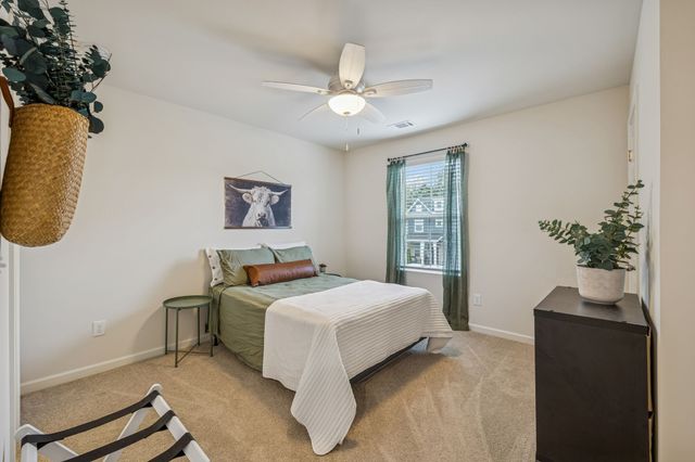 1230 Hope Village Way, Hermitage, TN 37076