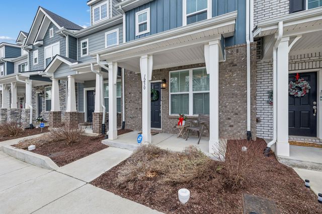 1230 Hope Village Way, Hermitage, TN 37076