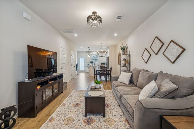 1230 Hope Village Way, Hermitage, TN 37076