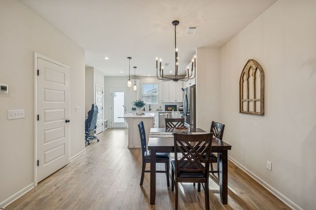 1230 Hope Village Way, Hermitage, TN 37076