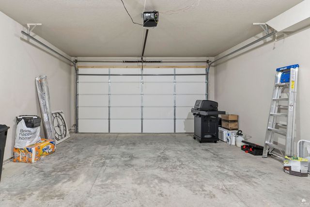 5625 Goheen Drive, Manhattan, KS 66503