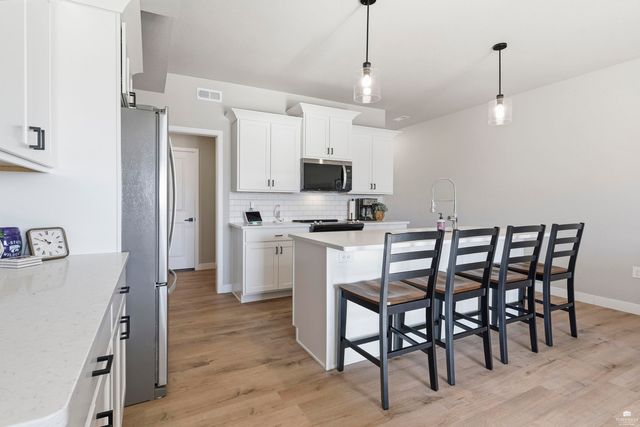 5625 Goheen Drive, Manhattan, KS 66503