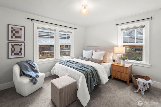 1215 N Alder Street, Tacoma, WA 98406