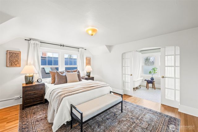 1215 N Alder Street, Tacoma, WA 98406