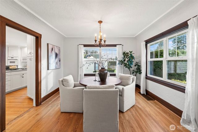 1215 N Alder Street, Tacoma, WA 98406