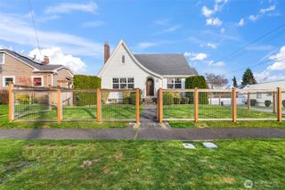 1215 N Alder Street, Tacoma, WA 98406