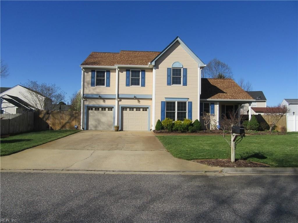 416 Iron Bridge LN, Chesapeake, VA 23323