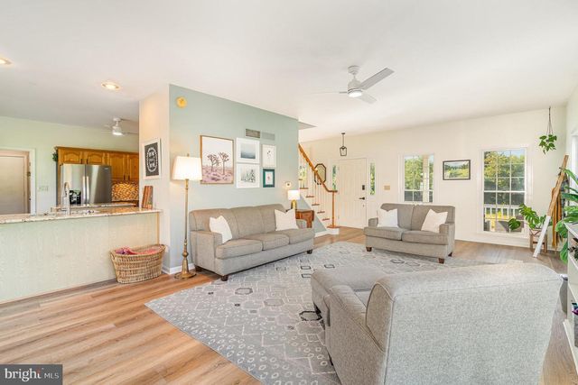 2726 HIGH ST, Mechanicsburg, PA 17055